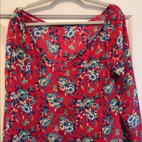 Top - Picture 4 of 4